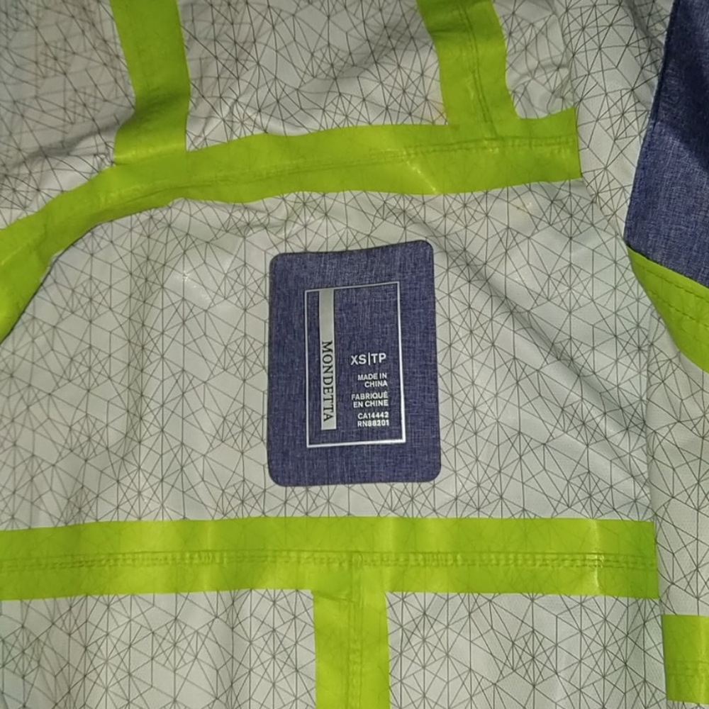 Beautiful MONDETTA rain jacket - Picture 3 of 7